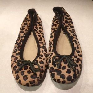 Leopard flats women’s size 7 worn lightly